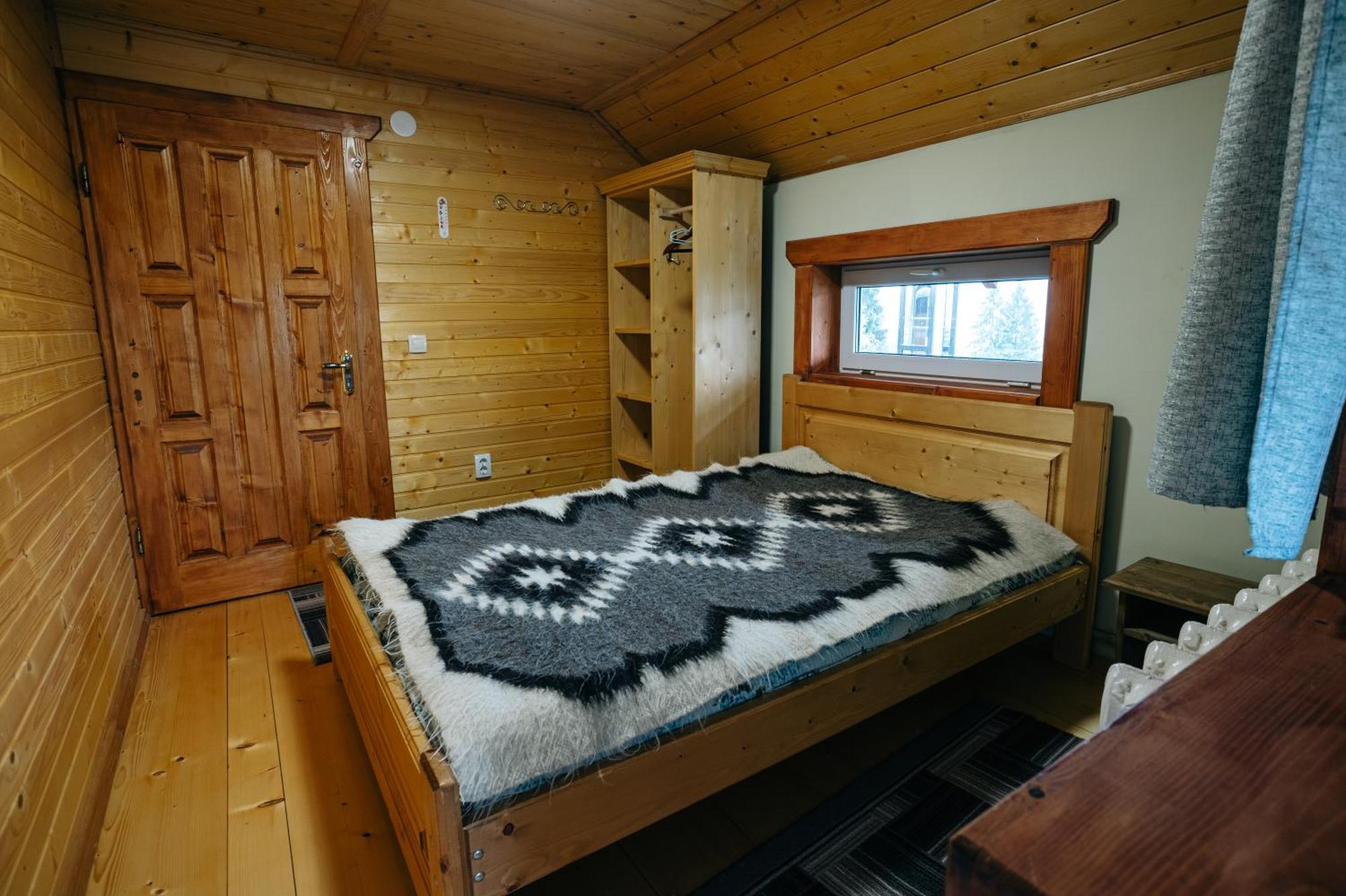 Hotel Na Gorbochku U Natali Vorokhta Habitación foto